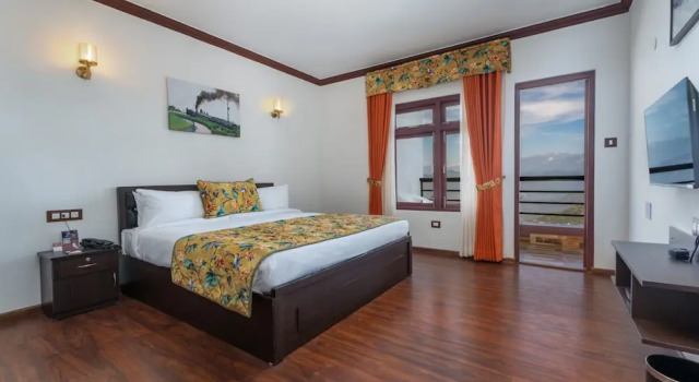 Номер Premium с балконом и с видом на реку Summit Sherpa Mountain Inn