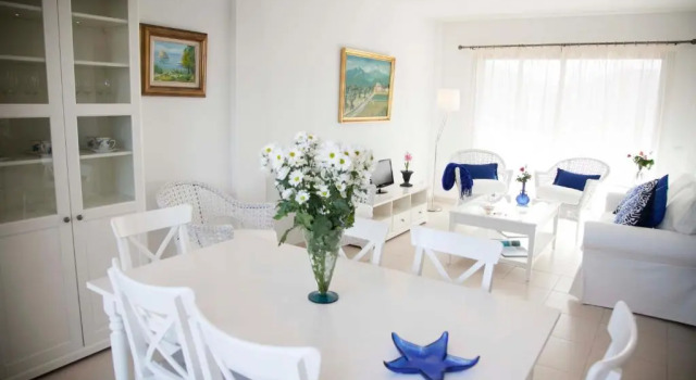 Villa Isabel, Varaa Villa Mökit kohteessa Playa de Palma, Mökki