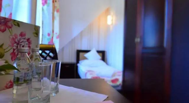 Hotelik, Забронировать Отель Згожелец Нижнесилезское воеводство
