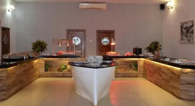 Lake Kariba Inns, Book Hotel Hotels in Siavonga with Parking, Parking