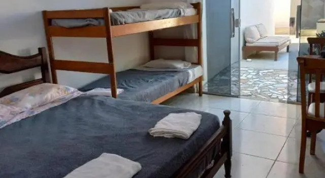 Люкс с видом на бассейн Renascer Suites
