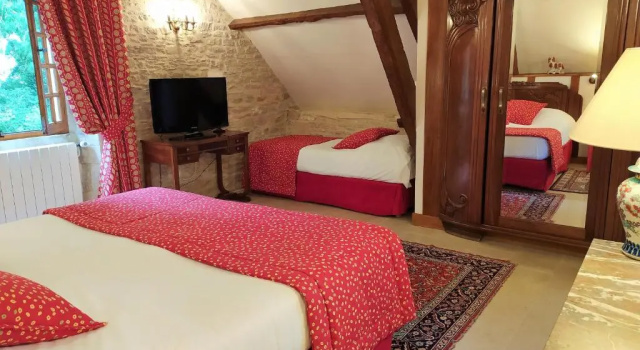 Трёхместный полулюкс Hôtel Le Manoir De Mathan Crépon à la campagne 5 mn dArromanches et 10 mn de Bayeux