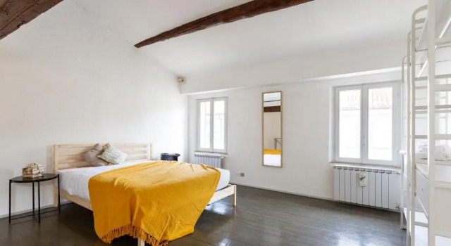 Cedro Apartment, Buchen Sie Ferienwohnung Hotels in Mantua mit Parkplatz, Parkplätze