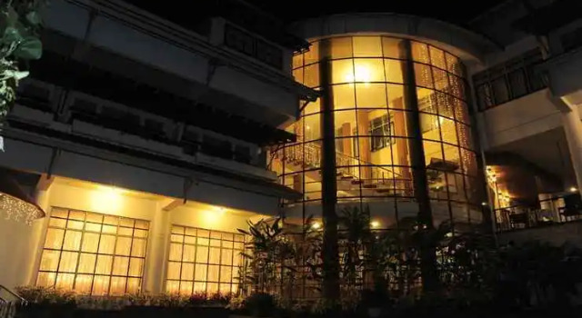 Nuwis Hotel & Convention