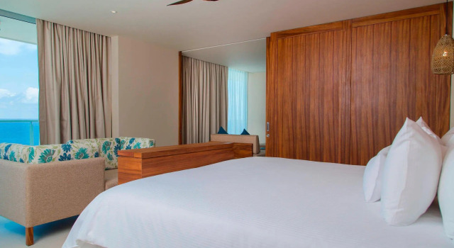 Двухместный полулюкс c 1 комнатой с видом на океан The Westin Cozumel