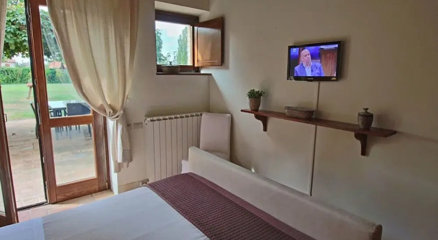 Коттедж Modern holiday home in Foligno - Loc with pool