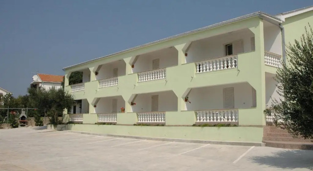 Apartments Svekrić