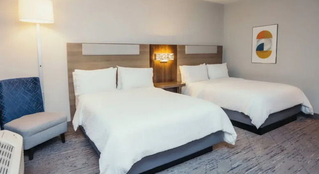 Четырёхместный номер Standard Holiday Inn Express - Des Moines - Ankeny by IHG