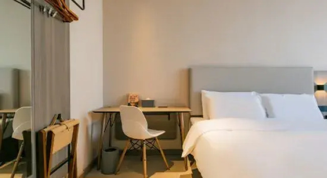 Люкс с 2 комнатами Hanting Hotel Xi'an Wulukou Airport Bus Station