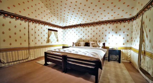 White Rann - The Tent City, Réserver Maison de vacances Dholavira Inde