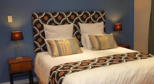 Двухместный номер Standard с видом на бассейн African Tulip Guesthouse