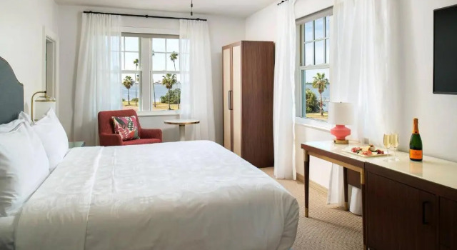 Номер Standard с красивым видом из окна Fenway Hotel, Autograph Collection