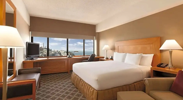 Двухместный люкс Premium floor c 1 комнатой Hilton San Francisco Financial District