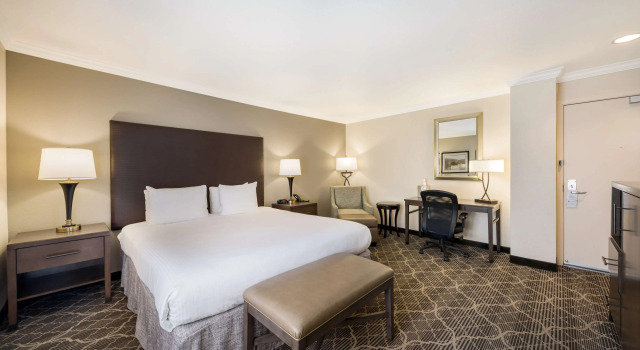 Двухместный люкс Best Western Danville Sycamore Inn