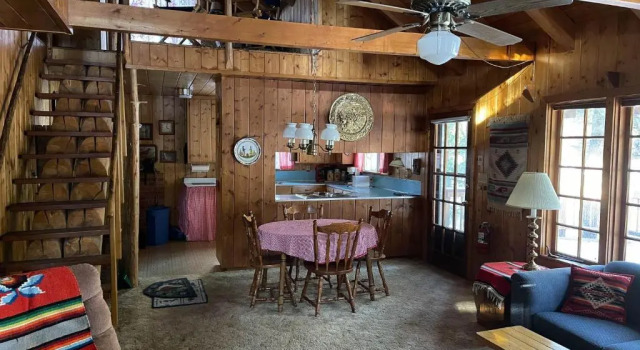 Коттедж с 3 комнатами Bear Paw Lodge & Vacation Homes