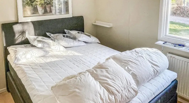 Beautiful Home in Ljungby With Wifi and 3 Bedrooms, Rezerwuj Hotel Hotele w Småland z parkingiem, Parking