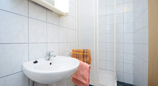 Rooms Mande, Prenota Hotel Arbe 
