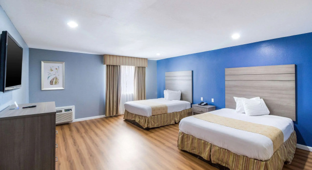 Neljän hengen Sviitti Rodeway Inn & Suites Port Arthur - Groves