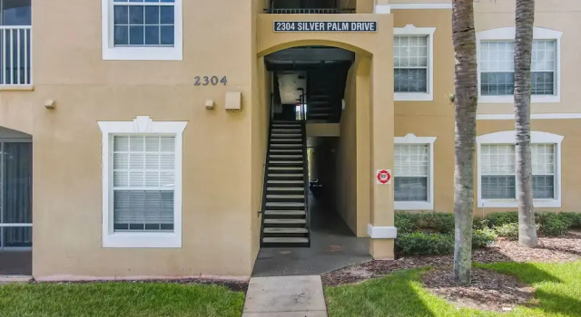 3 Bed Windsor Palms Condo - Conservation Views