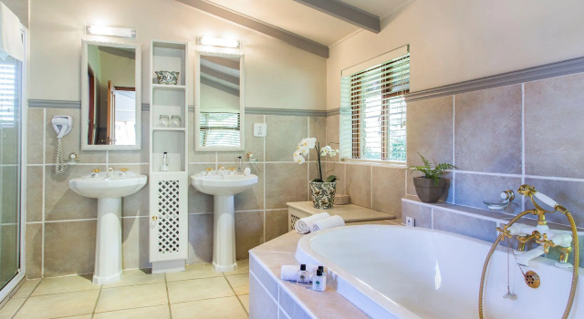 Номер Standard The Fernery Lodge & Spa