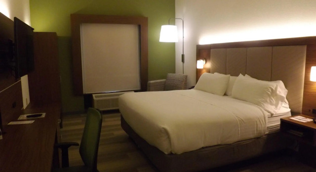 Двухместный номер Standard Holiday Inn Express & Suites Dyersburg by IHG