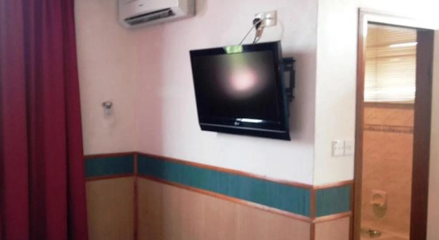 Hotel Holiday Park, Prenota Hotel Kota Kinabalu Sabah