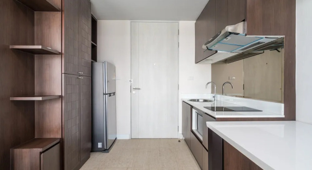 Двухместные апартаменты Comfort Apartment at Aristo Surin by Lofty