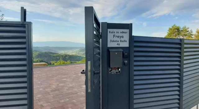 Kuća za odmor Freya, Забронировать Отель Отели Крапинске-Топлице 3 звезды, 3*