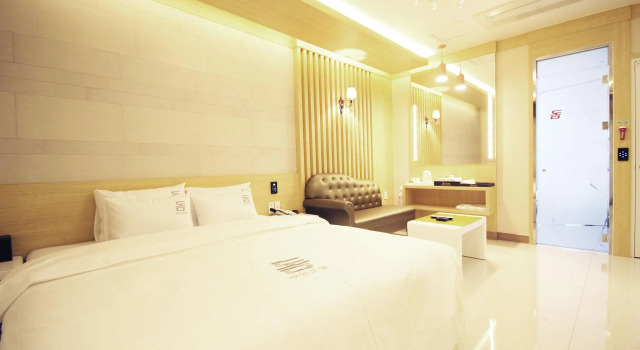 Номер Standard Dom Hotel