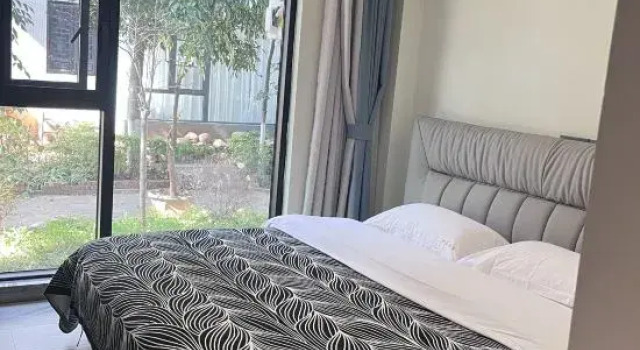 Люкс Deluxe Chuxiong Qile Homestay (Yi Ancient Town)