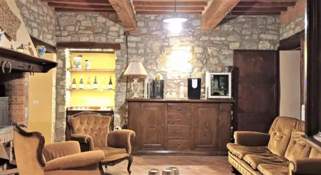 Large Farmhouse in Umbria -Swimming Pool -Cinema Room -Transparent Geodesic Dome, Buchen Sie Hotel Monte Castello di Vibio Umbrien