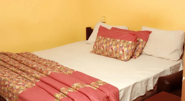 De Kings Suite Hotel, Rezervovat Hotel Hotely v Lagos State s parkováním, Parkování