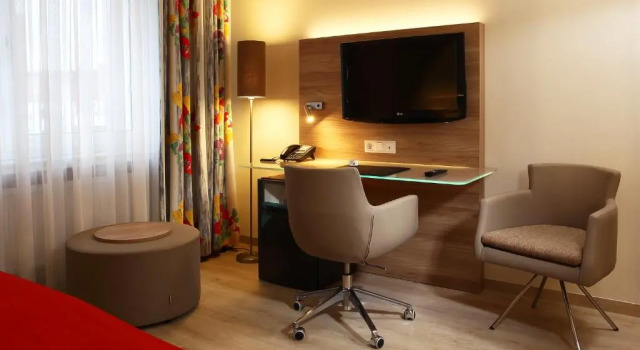 Двухместный номер Deluxe Hotel Königshof am Funkturm