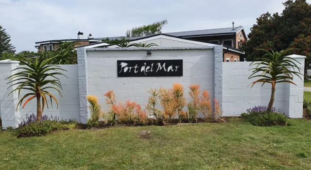 Port Del Mar Guesthouse, Забронировать Гостевой дом Гостевые дома Херманус, рядом с Hermanus Golf Club, Гостевой дом