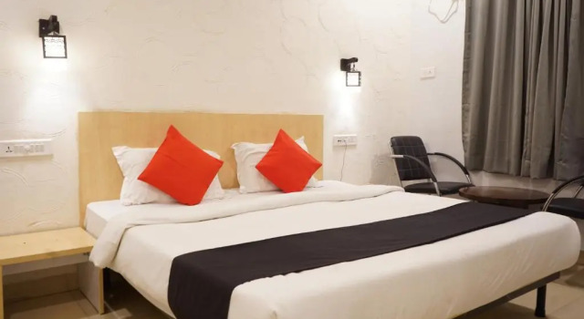 Hotel 36 Garh Inn By WB Inn, Забронировать Отель Отели штата Махараштры 3 звезды, 3*