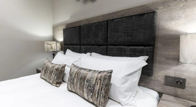 Люкс Luxe Suites Boutique Hotel