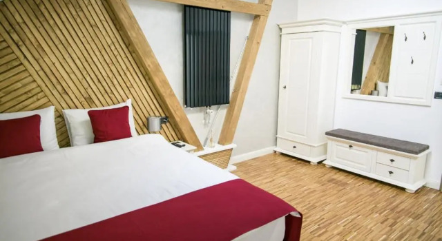 O podwyższonym standardzie dwuosobowy pokój May Art Residence