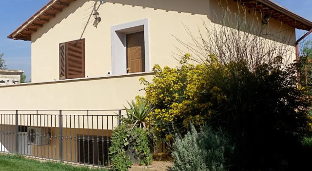 Agriturismo Le Rose, Varaa Hotelli Montalto di Castro Tuscia
