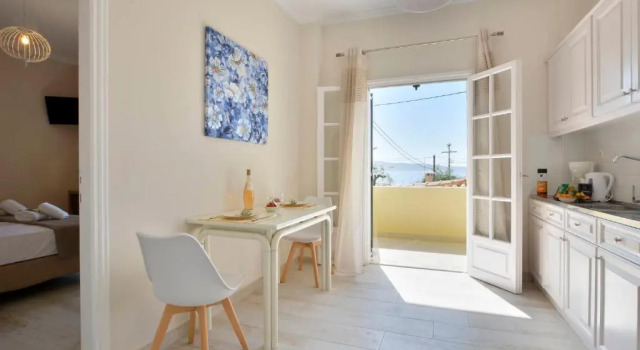 Dimitris Residence 1