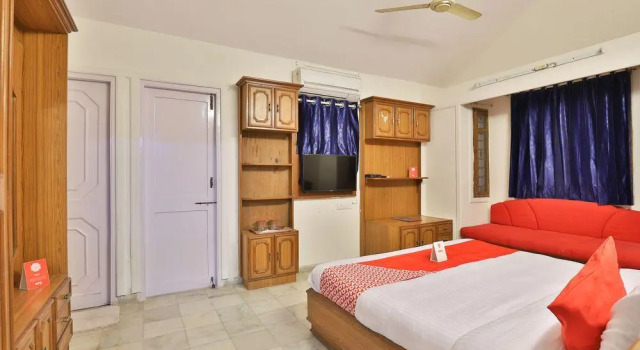 OYO 11373 Riddhi Siddhi Bungalows
