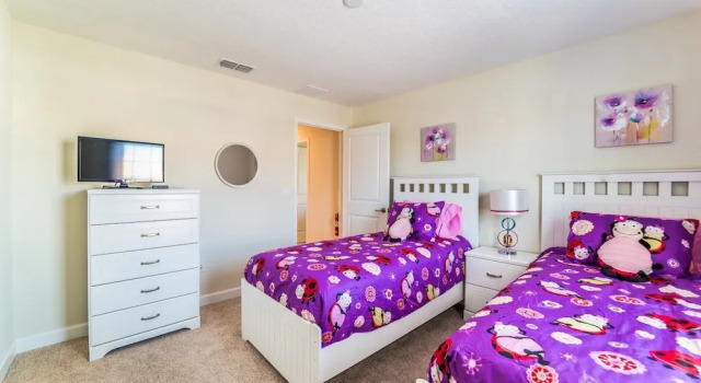 Luxury 5 Bedroom House on Storey Lake Resort, Orlando House 1249, Varaa Hotelli Kissimmee Kissimmee