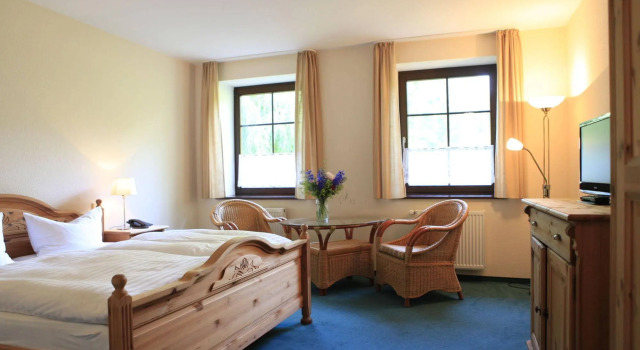 Reetdachhotel - Residenz am Ostufer, Забронировать Отель Рехлин Мюриц