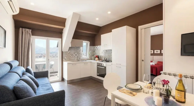Люкс Executive с балконом Marbela Apartments & Suites