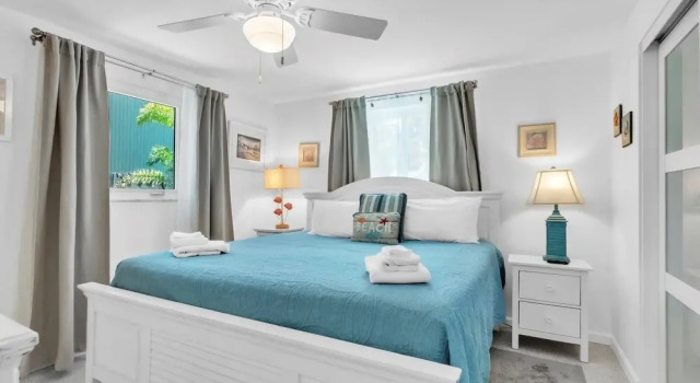 Вилла Beach N Bay 2 Bedroom Villa by RedAwning