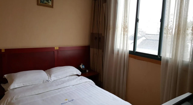 37 Garden Guesthouse Yangcheng Lake Br., Book Pension Hoteller i Suzhou med parkering, Parkering
