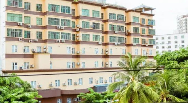 Home Inn (Haikou Qiongzhou Avenue East High-speed Railway Station), Buchen Sie Hotel Qiongshan Haikou, in der Nähe von Wugong Temple