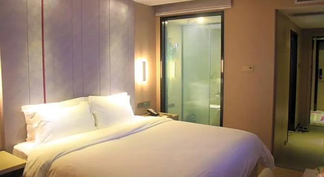 Двухместный номер Standard Lavande Hotel Nanchang Honggutan Branch