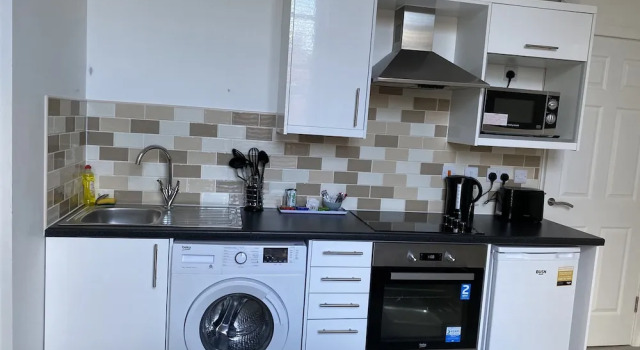 Pretty Properties Grange House Apartment 2