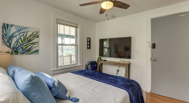 Steps to Beach, Boardwalk & Eats! Ocean Grove Unit, Buchen Sie Ferienwohnung Ocean Grove 