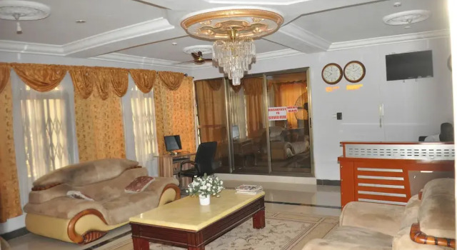 My Choice Hotel, Book Hotel Hoteller i Greater Accra med parkering, Parkering